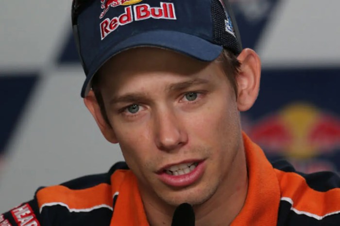 Pengaruh cedera serius terhadap keputusan pensiun Casey Stoner