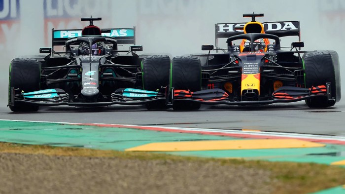 Perbandingan performa Lewis Hamilton vs Max Verstappen saat ini