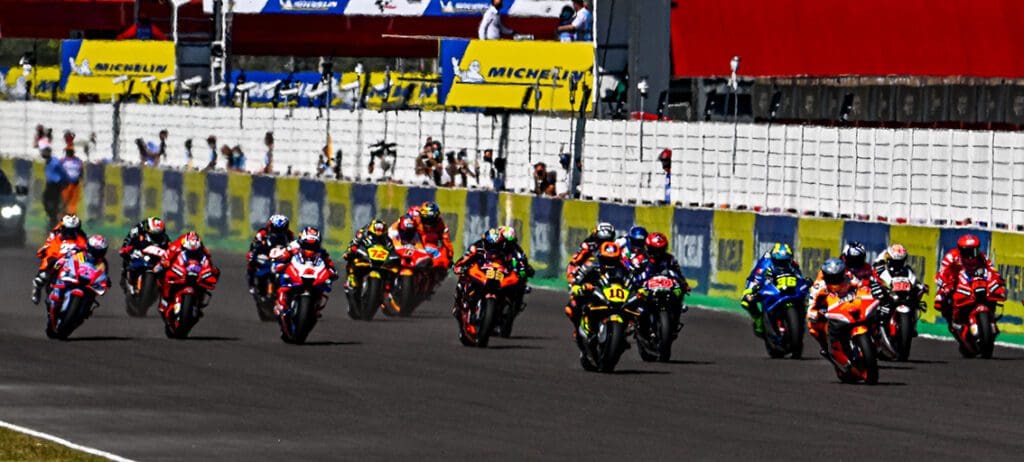 Bagaimana pembalap MotoGP mendapatkan penghasilan selain gaji?