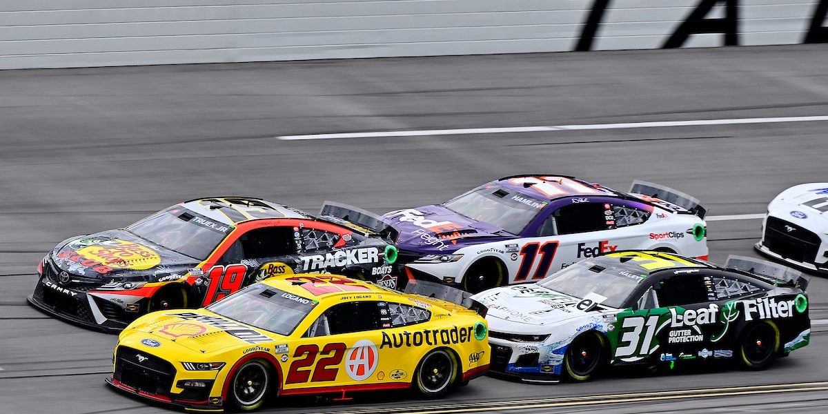 Nascar driver suggestion root looking here ferrey jonathan getty via Pembalap NASCAR mana yang memiliki rekor lap tercepat sepanjang sejarah?